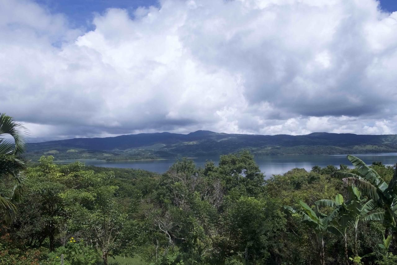 Lake Arenal Hotel And Brewery Tronadora 外观 照片