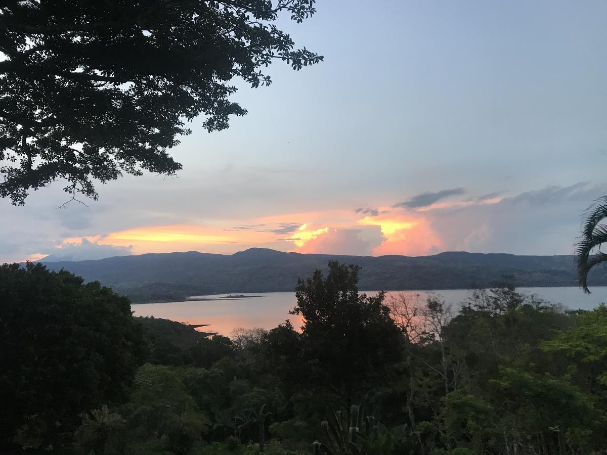 Lake Arenal Hotel And Brewery Tronadora 外观 照片